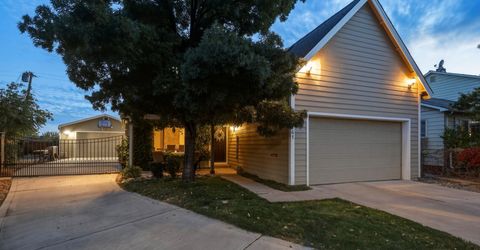 741 Balzar Circle, Reno, NV 89502 Photo