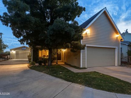 741 Balzar Circle, Reno, NV 89502 Photo