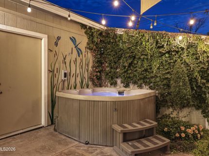 741 Balzar Circle, Reno, NV 89502 Photo