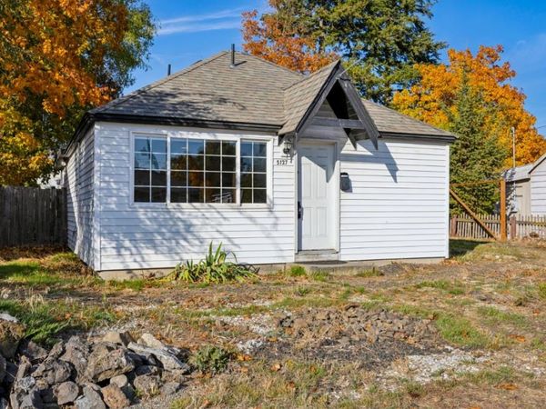 5127 N Maple St, Spokane, WA 99205