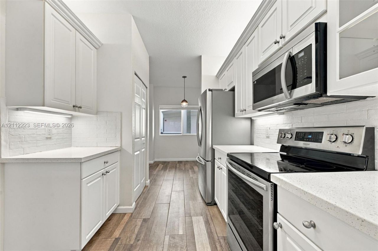 7611 Southampton Ter , Unit 407, Tamarac, FL 33321 Photo