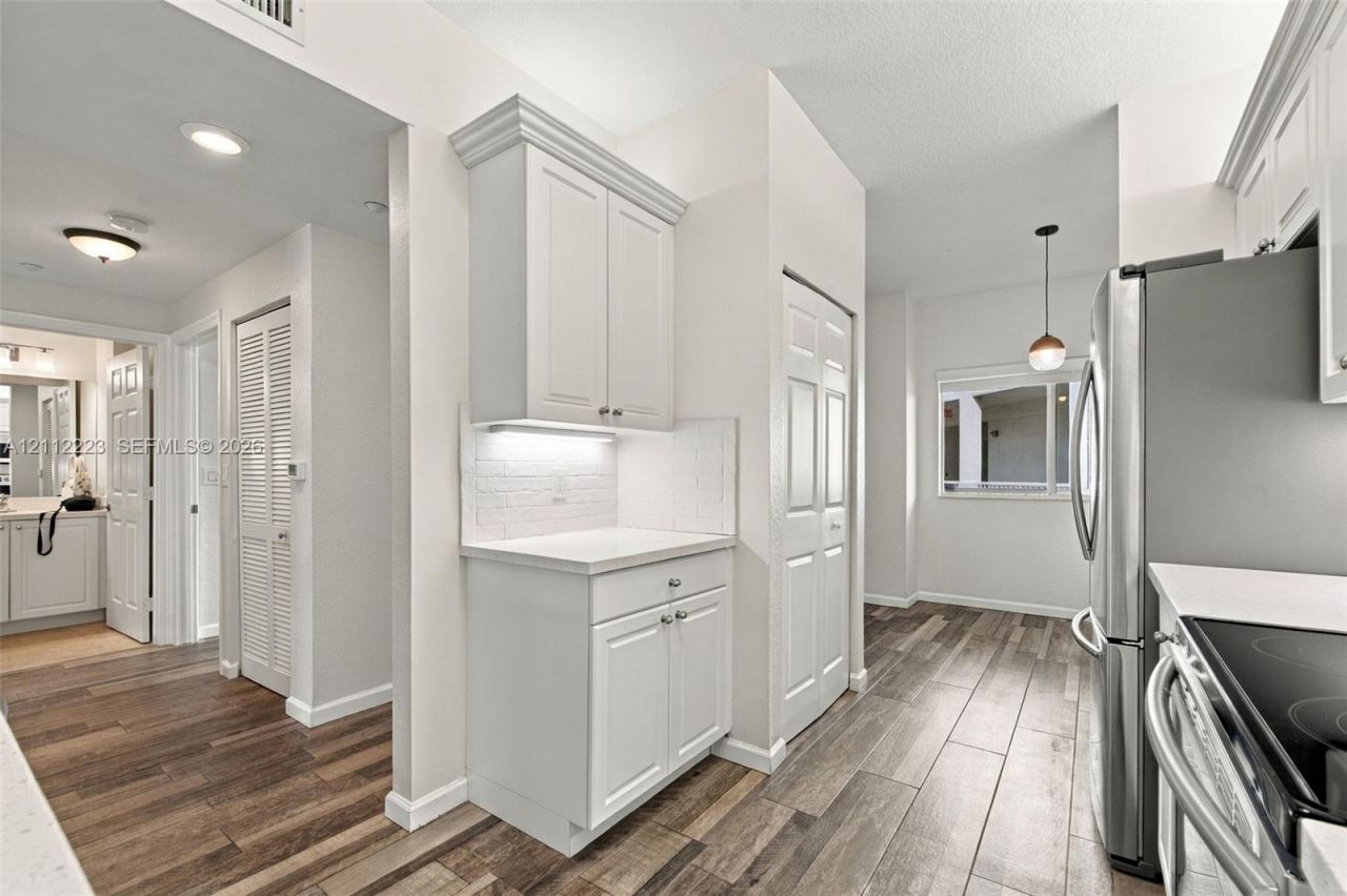 7611 Southampton Ter , Unit 407, Tamarac, FL 33321 Photo