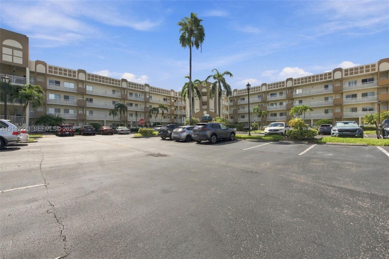 7611 Southampton Ter , Unit 407, Tamarac, FL 33321 Photo