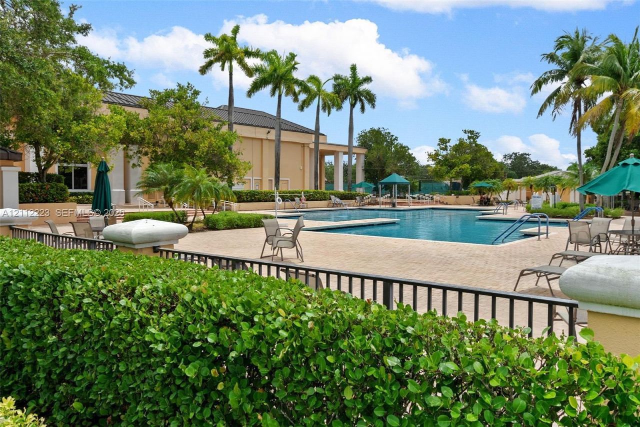 7611 Southampton Ter , Unit 407, Tamarac, FL 33321 Photo