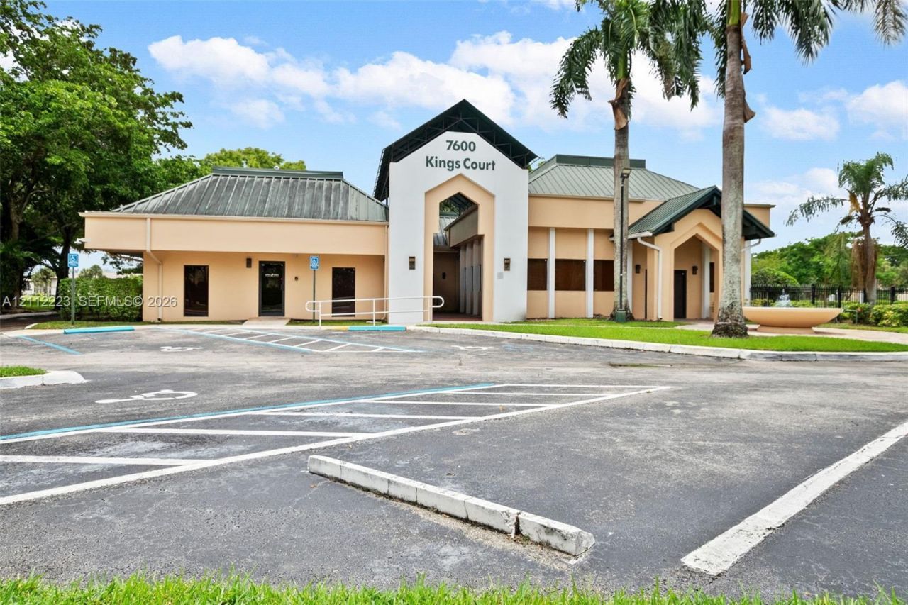 7611 Southampton Ter , Unit 407, Tamarac, FL 33321 Photo