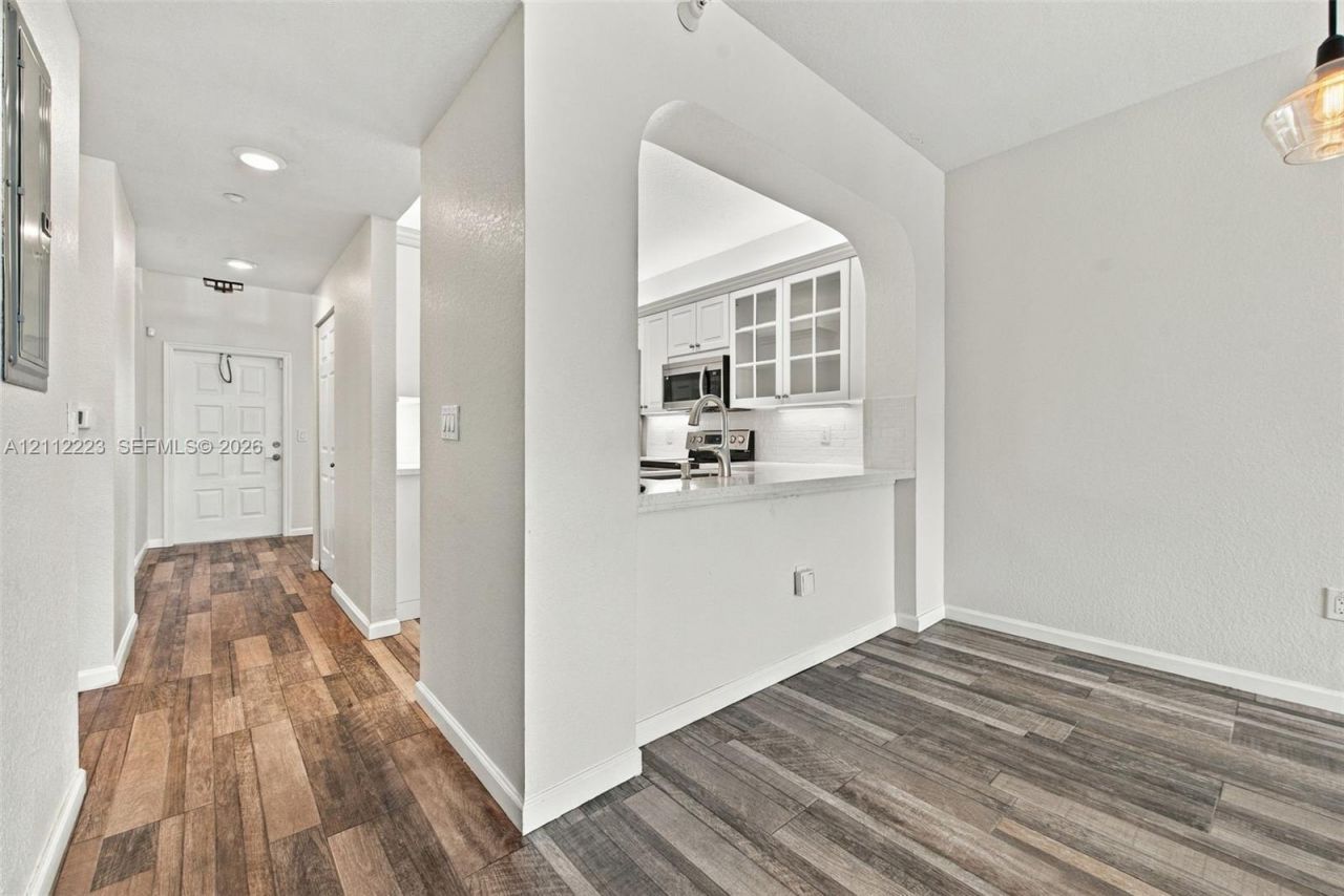 7611 Southampton Ter , Unit 407, Tamarac, FL 33321 Photo