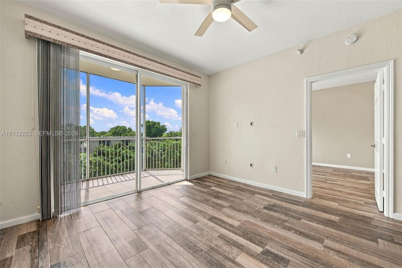 7611 Southampton Ter , Unit 407, Tamarac, FL 33321 Photo