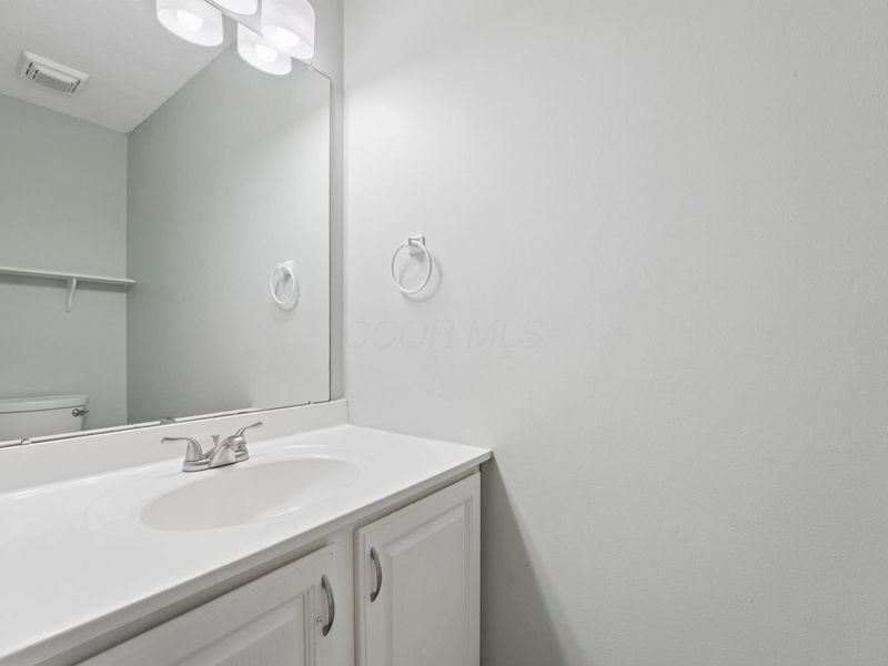 4133 Southwest Boulevard, Grove City, OH 43123 Photo 17