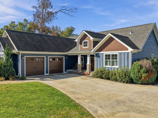 1908 Spotted Fawn Trail, Soddy Daisy, TN 37379