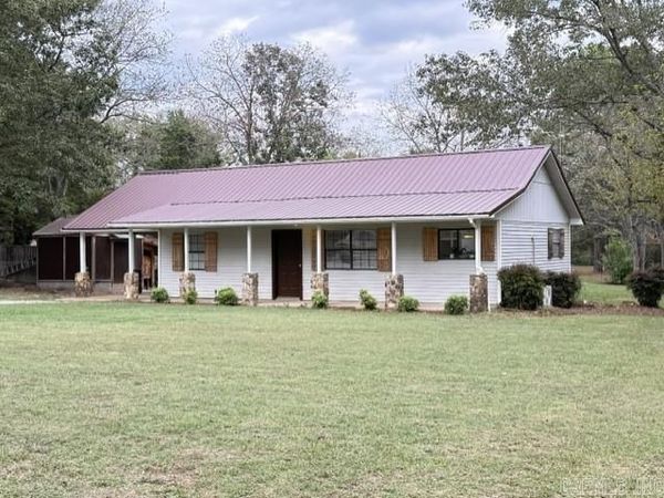 100 Reed Street , Batesville, AR 72501