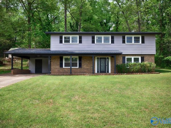 1806 Becky Lane, Scottsboro, AL 35769