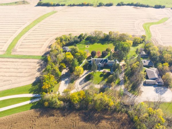 980 S Iowa Avenue, Mason City, IA 50401