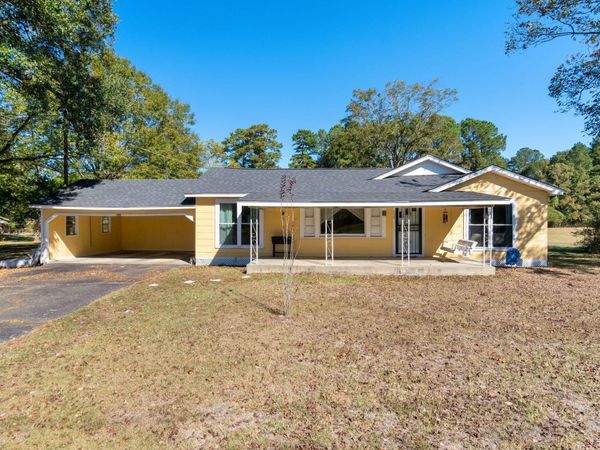533 Lower Myrick, Laurel, MS 39443