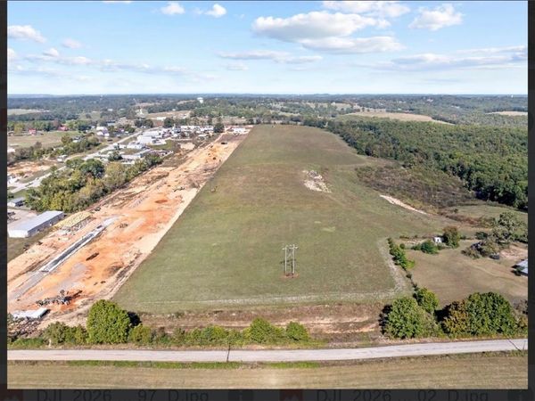 115 Coweta Falls , Harrison, AR 72601