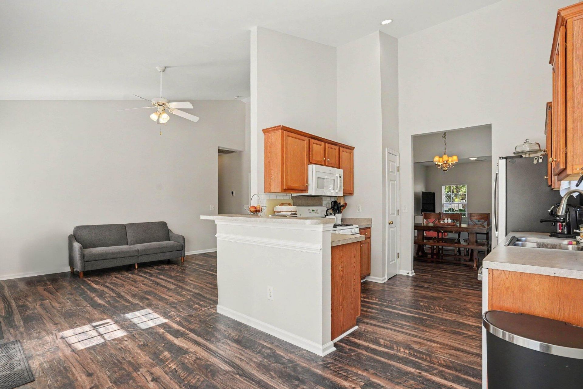 2819 Summertrees Boulevard Photo 15