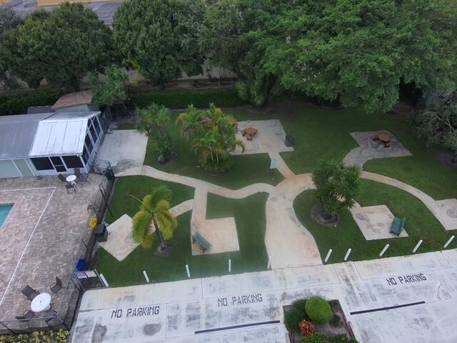 1461 Royal Forest Court, West Palm Beach, FL 33406 Photo