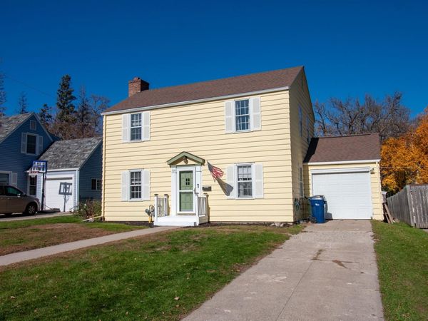 924 W Cavour Avenue, Fergus Falls, MN 56537