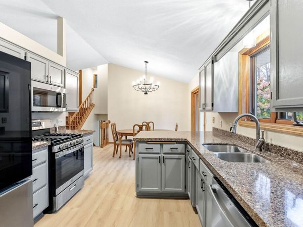 306 71st Street N, Mahtomedi, MN 55115