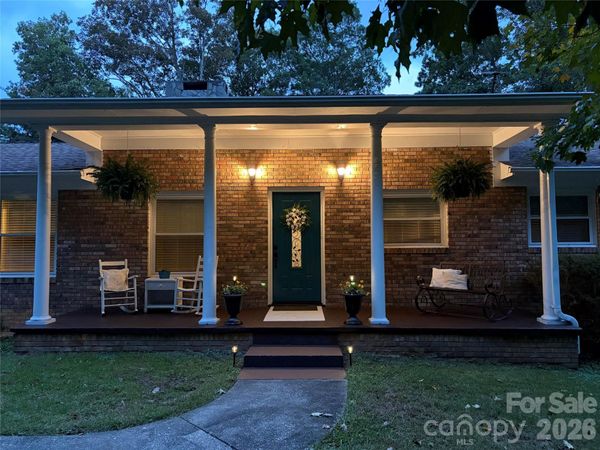 430 Carters Ridge Road , Spruce Pine, NC 28777