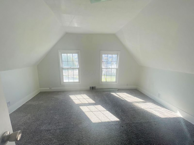 356 W Jefferson Avenue, McConnelsville, OH 43756 Photo 13
