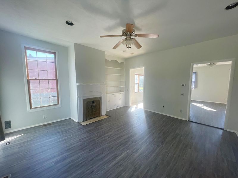 356 W Jefferson Avenue, McConnelsville, OH 43756 Photo 3