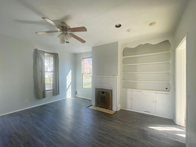 356 W Jefferson Avenue, McConnelsville, OH 43756 Photo 5