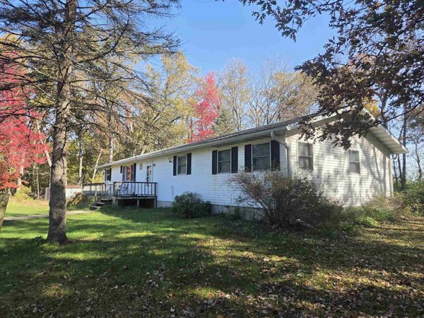 W8505 Fern Drive, Oxford, WI 53952