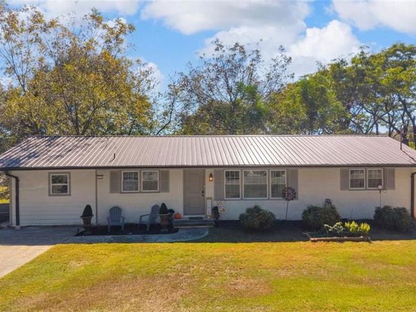 2632 Oak Valley Road, Toccoa, GA 30577