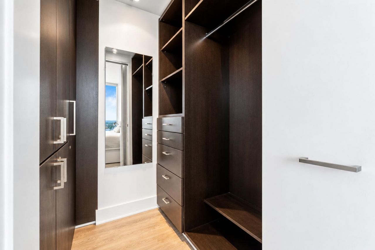 400 Alton Road, Unit 1704, Miami Beach, FL 33139 Photo