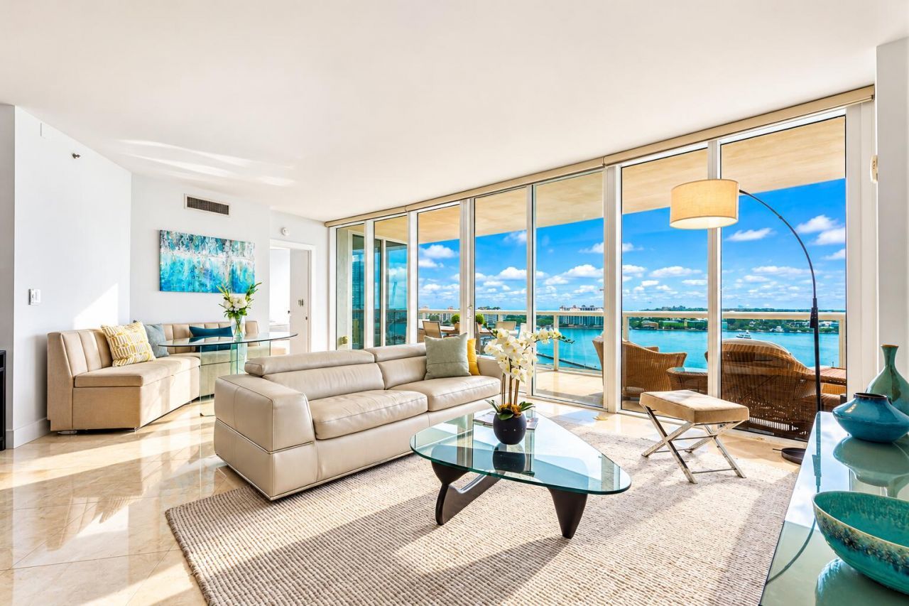 400 Alton Road, Unit 1704, Miami Beach, FL 33139 Photo