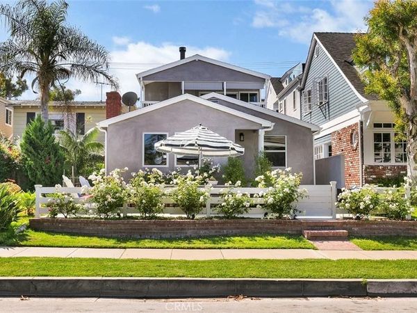 506 Poinsettia Avenue, Corona Del Mar, CA 92625