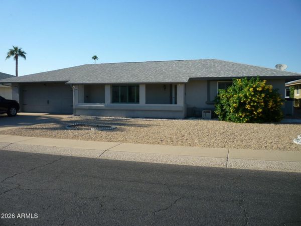 9514 W SHIPROCK Drive, Sun City, AZ 85351