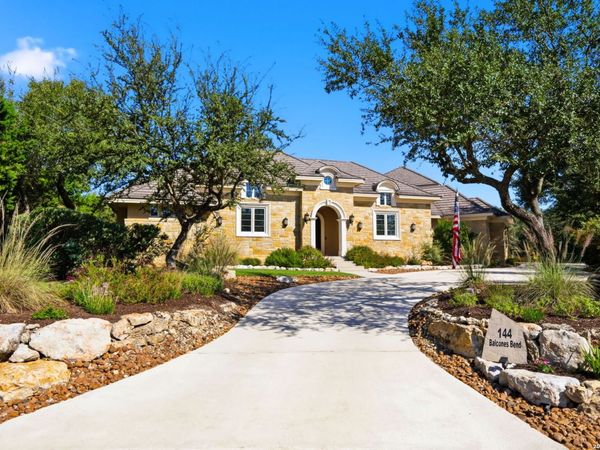 144 BALCONES BND, Boerne, TX 78006