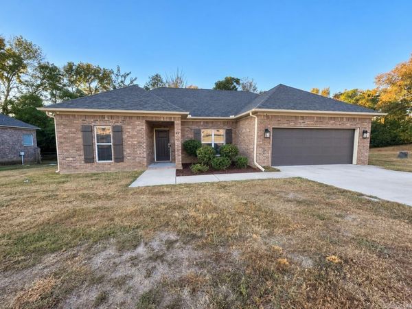 41 Indian Springs Drive , Greenbrier, AR 72058