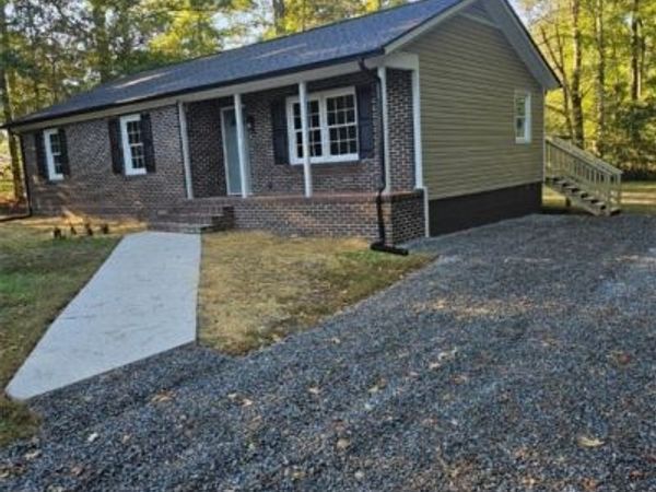 185 Barefords Mill Road , Essex, VA 22454