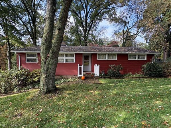 2305 Helena Avenue NW, Massillon, OH 44646