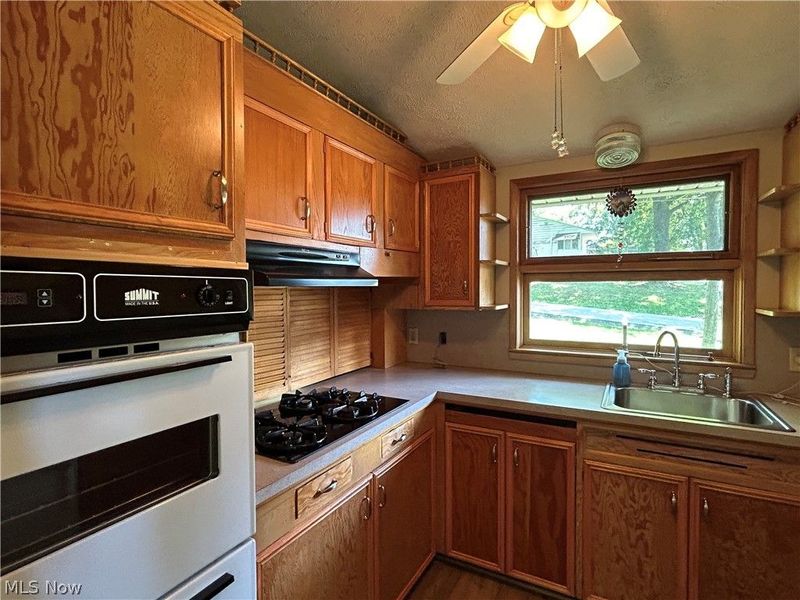 2305 Helena Avenue NW, Massillon, OH 44646 Photo 13