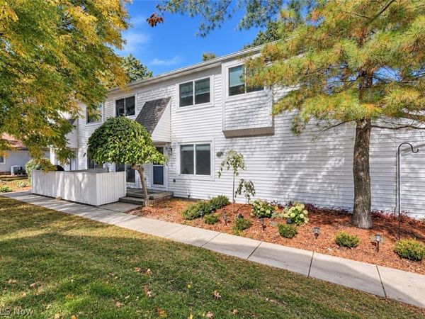 4524 Canyon Court, Unit A, Willoughby, OH 44094