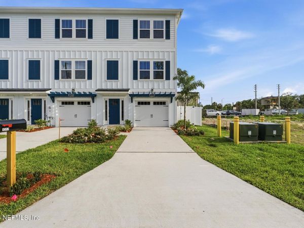 1312 1ST Avenue N, Jacksonville Beach, FL 32250