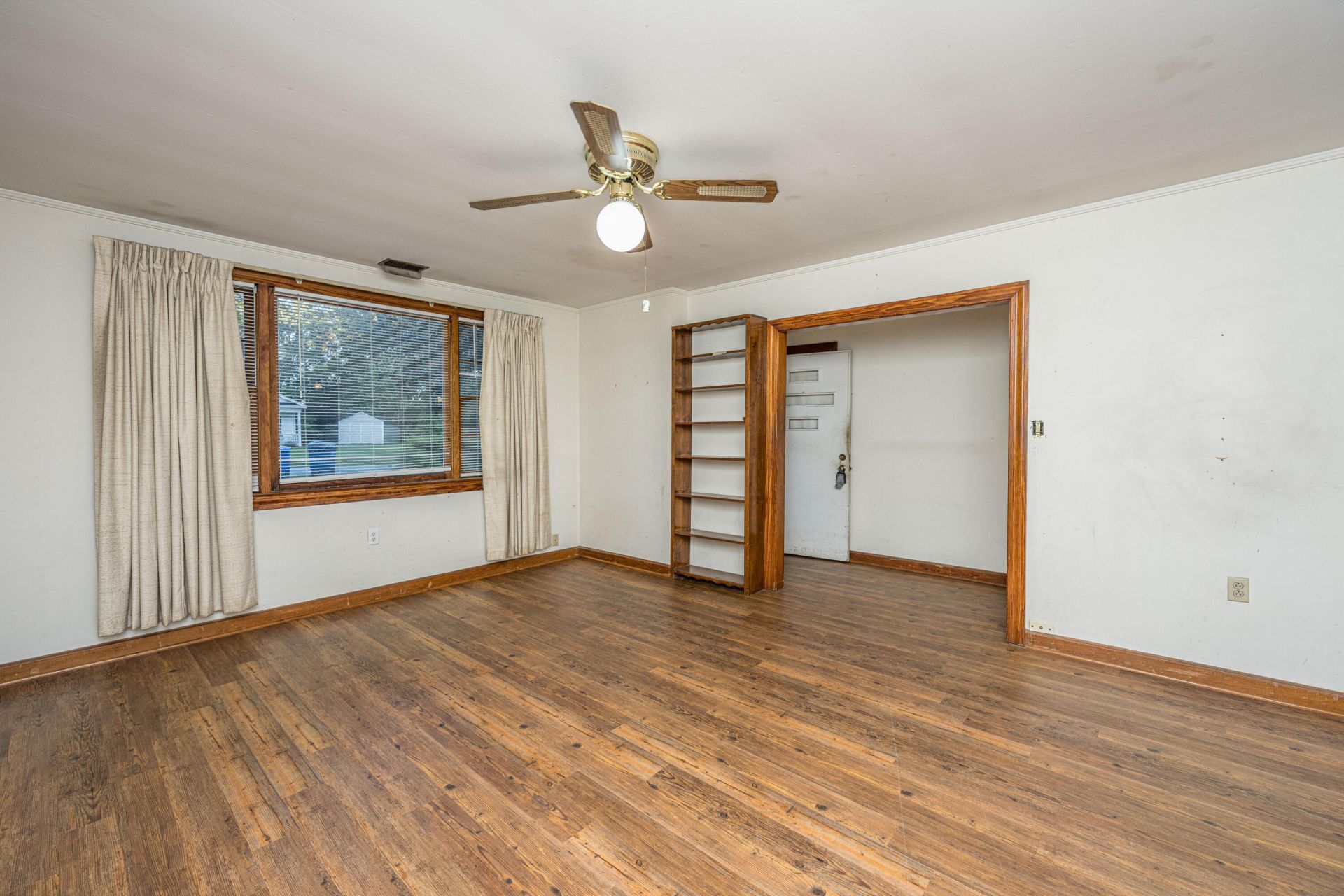 1716 W Avalon Circle Photo 10
