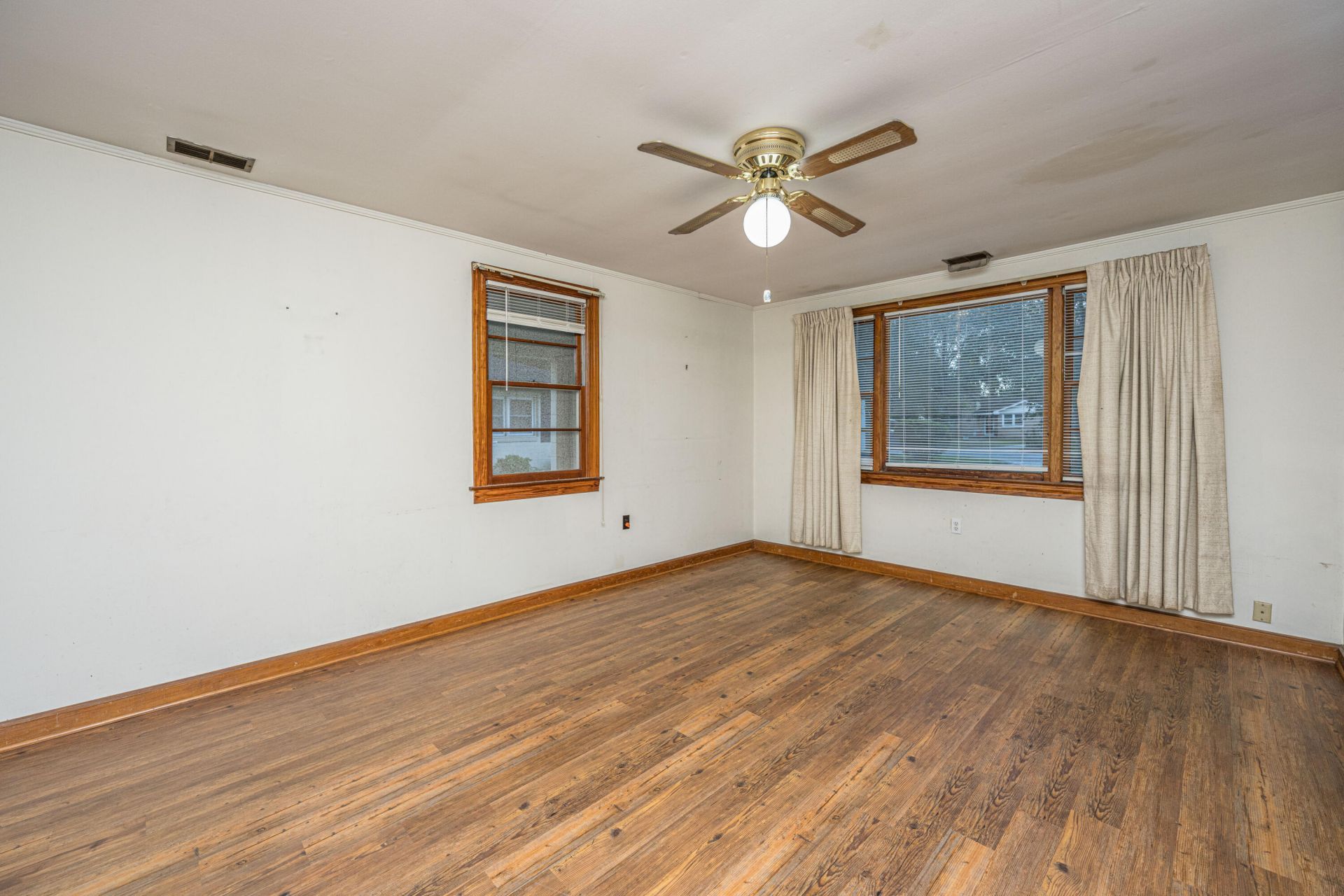 1716 W Avalon Circle Photo 13