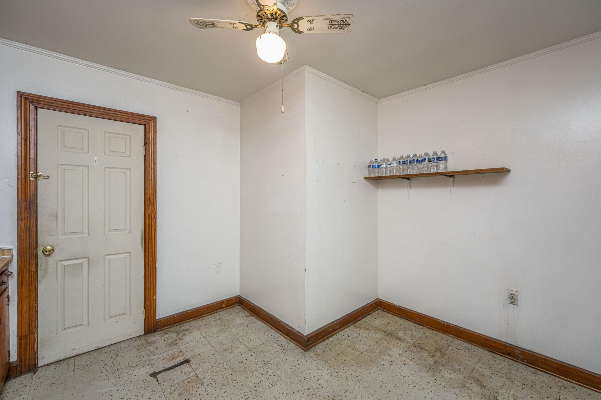 1716 W Avalon Circle Photo 15