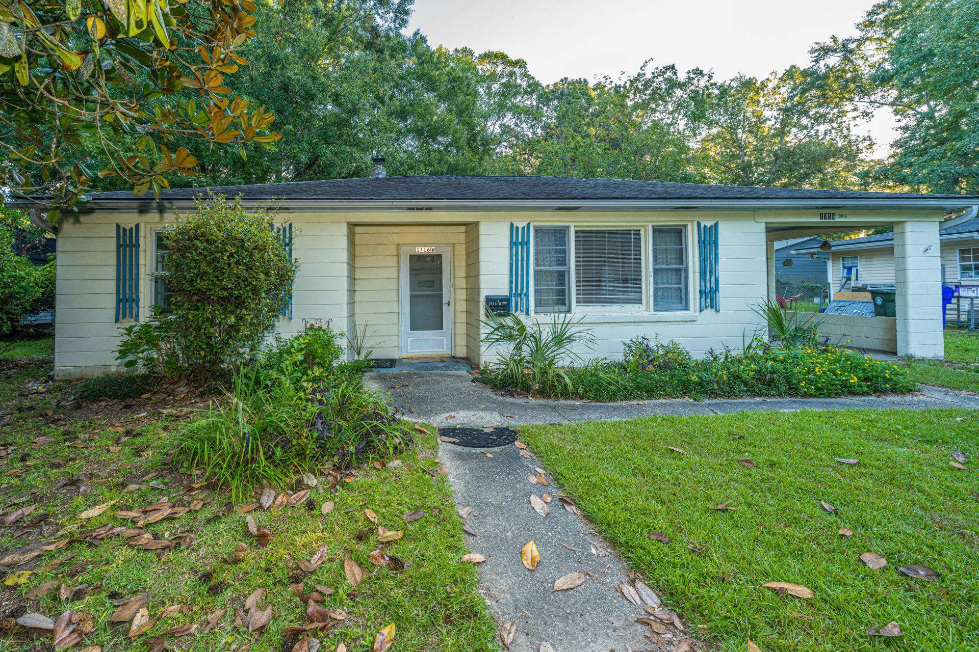 1716 W Avalon Circle Photo 6