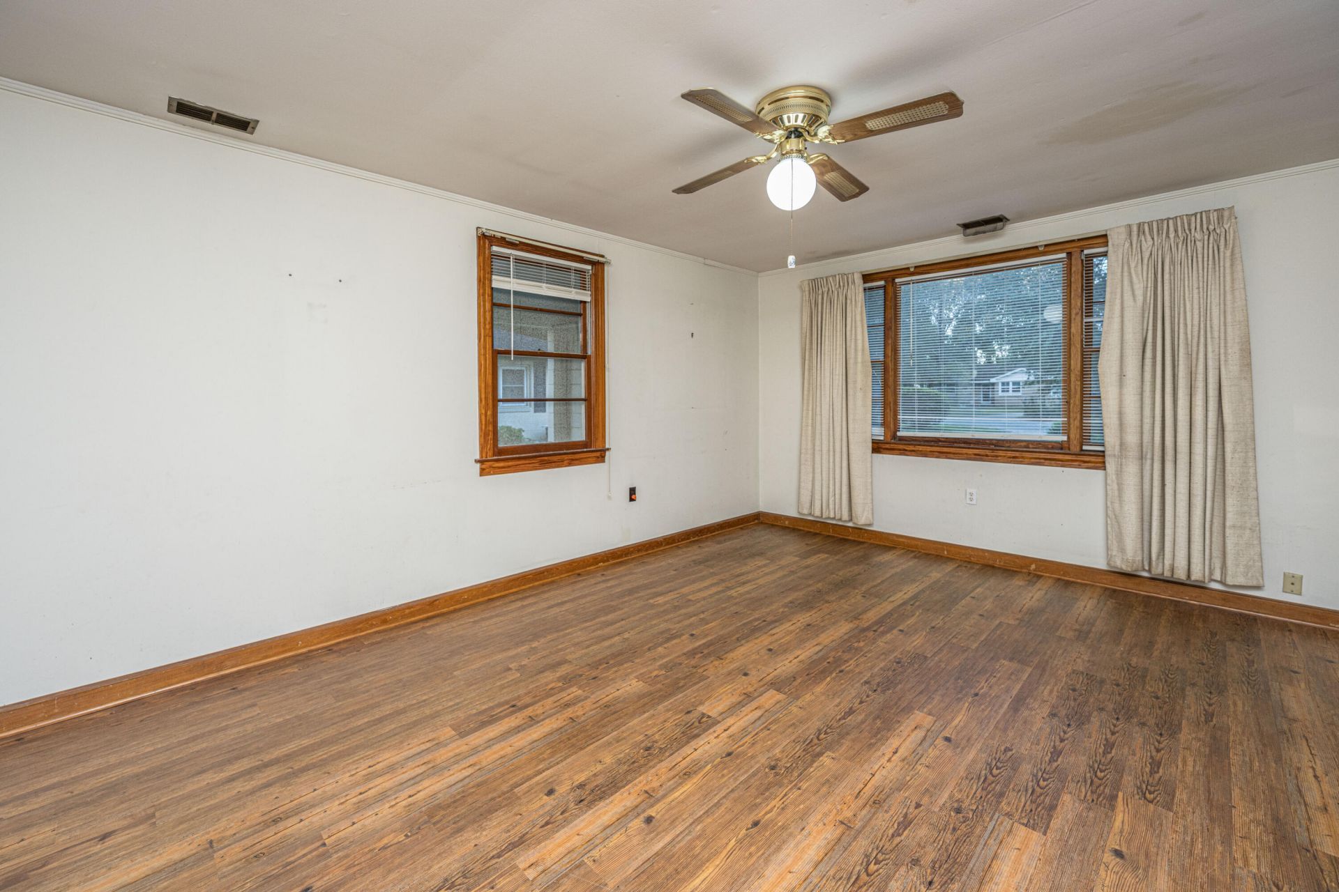 1716 W Avalon Circle Photo 9