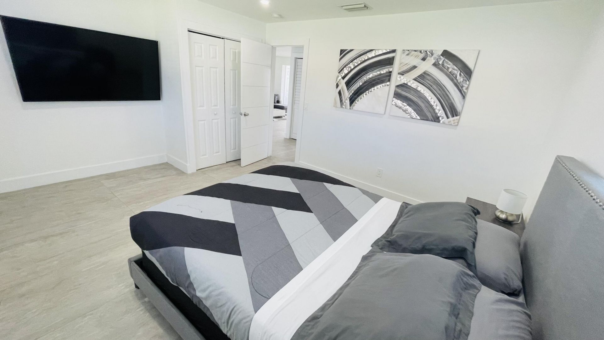 401 SW 6th Avenue, Hallandale Beach, FL 33009 Photo