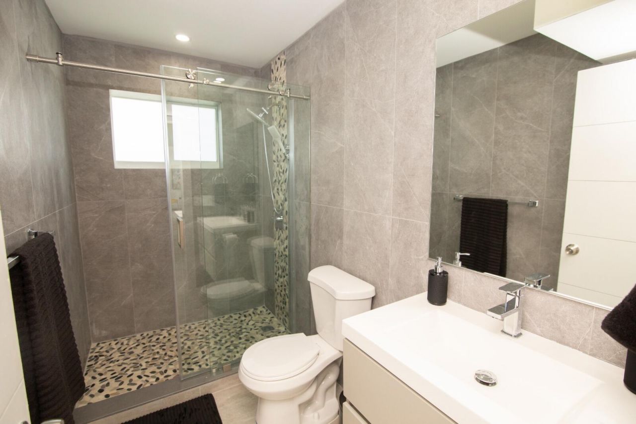 401 SW 6th Avenue, Hallandale Beach, FL 33009 Photo