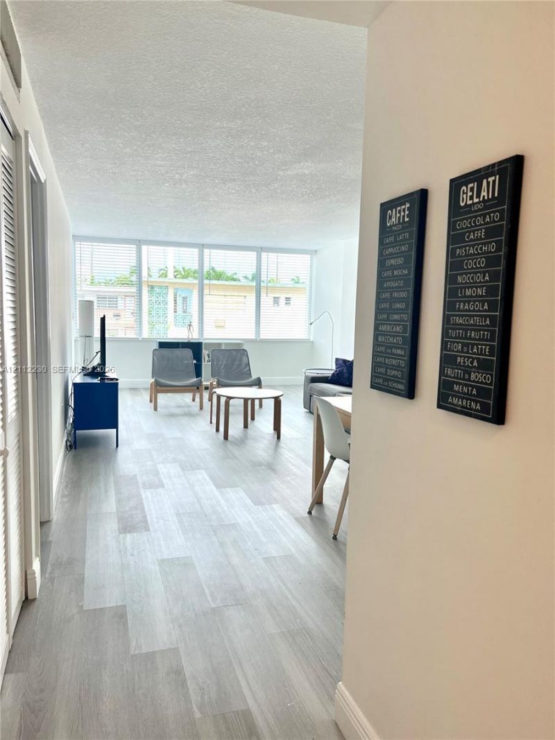 8233 Harding Ave , Unit 204, Miami Beach, FL 33141 Photo