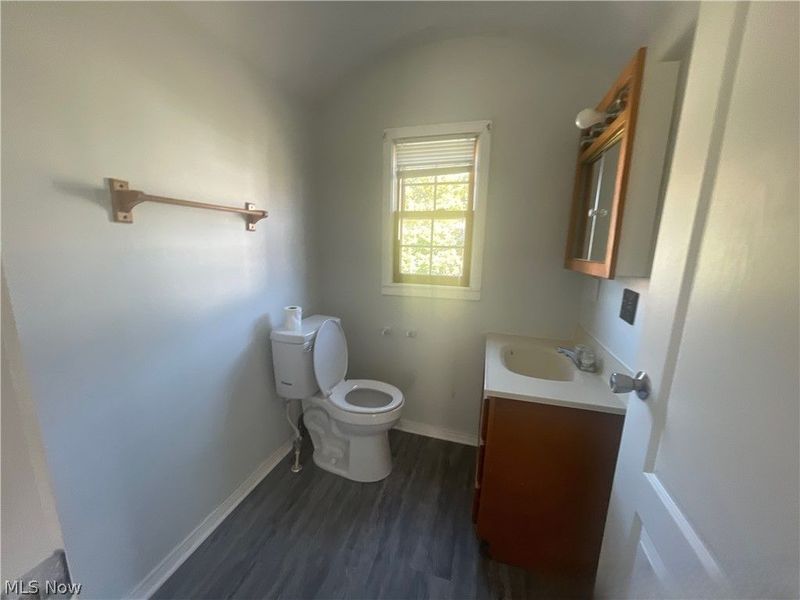 356 W Jefferson Avenue, McConnelsville, OH 43756 Photo 17