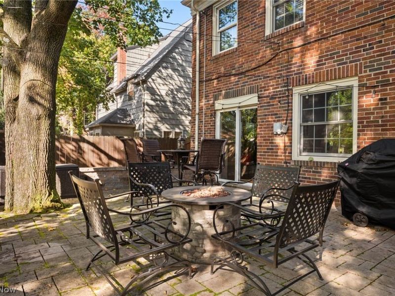 16824 Holbrook Road, Shaker Heights, OH 44120 Photo 35
