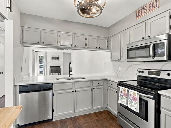 1912 Shadowood Trail, Colleyville, TX 76034